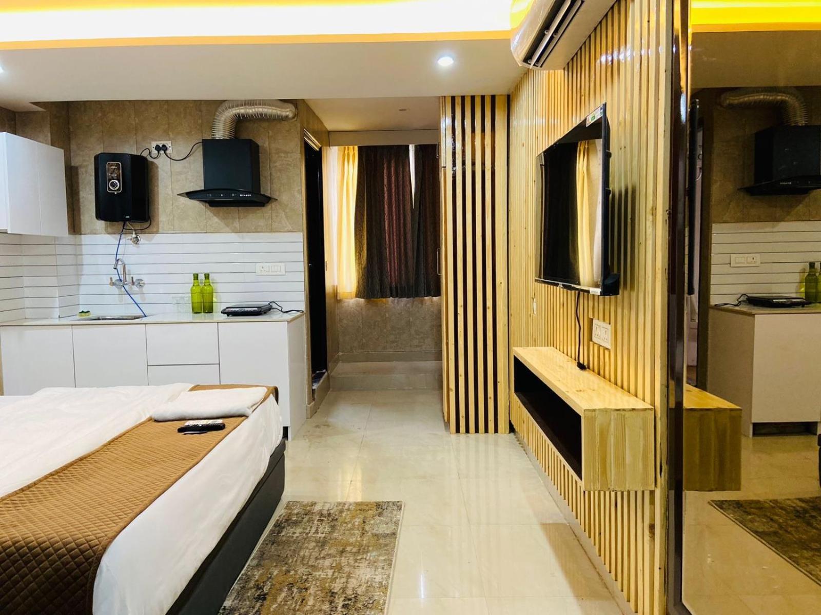 Bob Adventures Hotel Dehradun Buitenkant foto